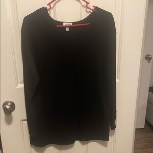 Ella Moss Black Sweatshirt with Rounded Neckline